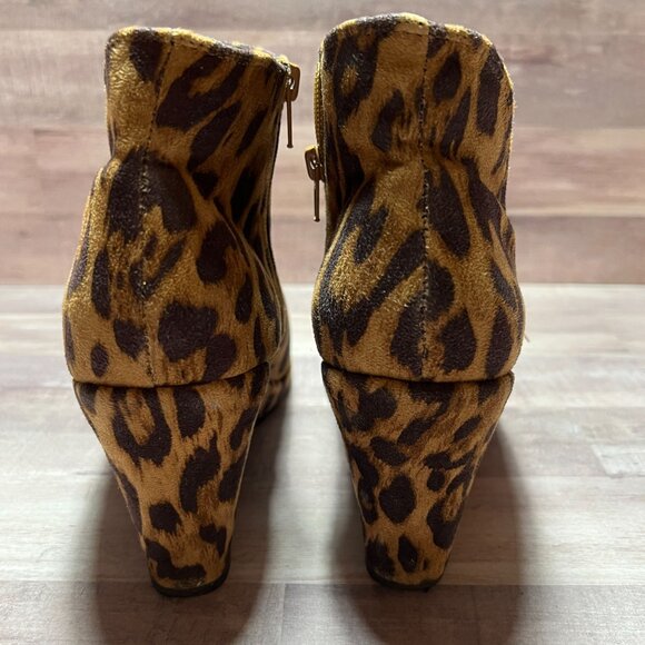 Leopard Print Wedge Ankle Boots 9M Fabric Upper Zip Closure RAMPAGE - Picture 8 of 9